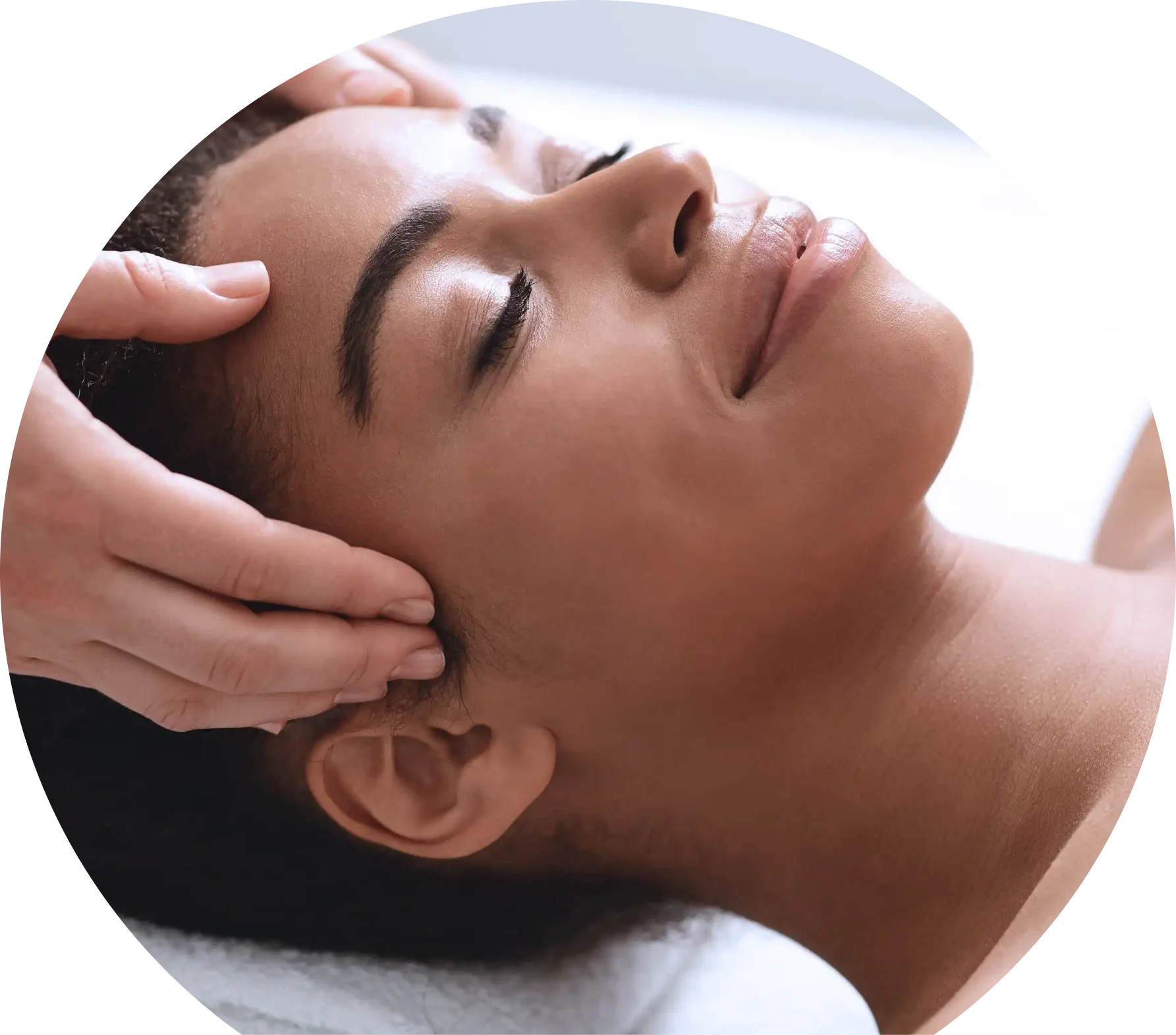 Relaxing Facial Massage in Ashford